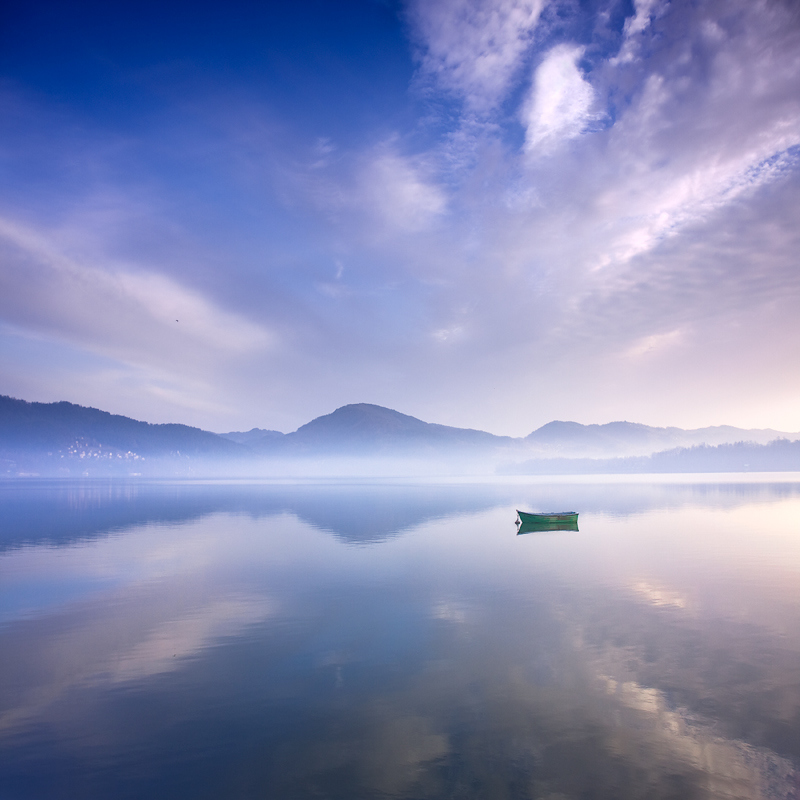 安宁 作者 Marcin Sobas.jpg