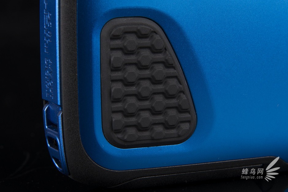 佳能PowerShot D30 细节图