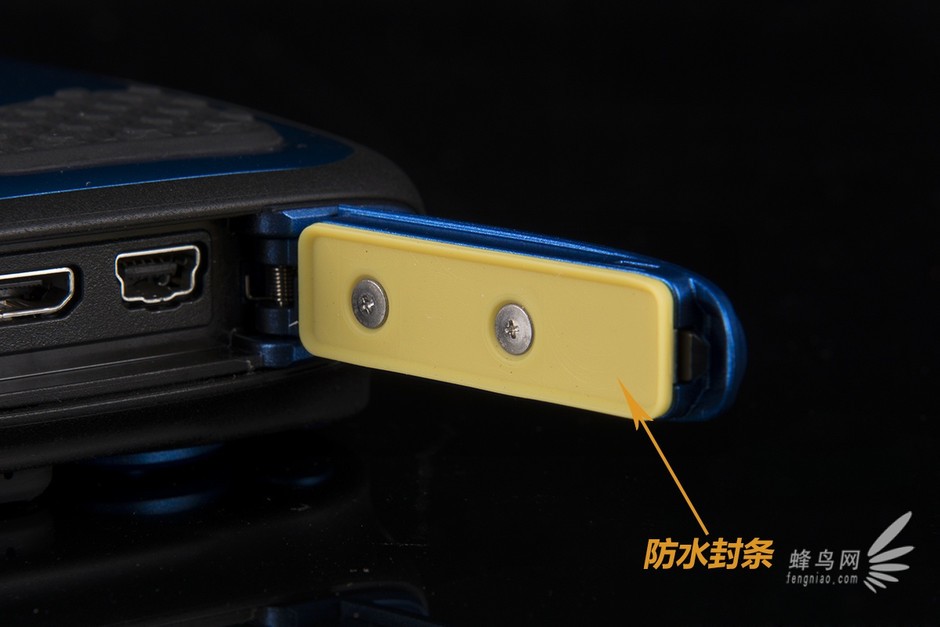 佳能PowerShot D30 防水封条细节图