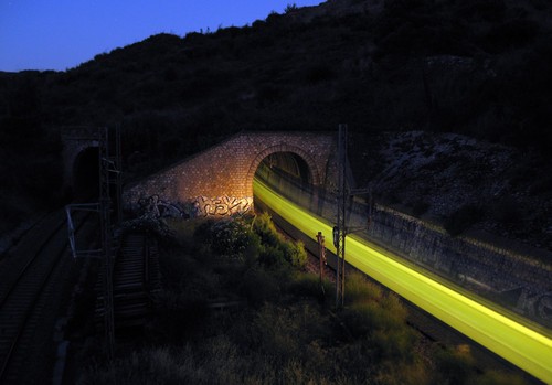 5个小技巧 教你拍出漂亮光轨