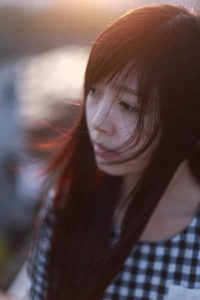 用曲线加强色调对比 逆光人像调色教程 后期加强逆光色调 逆光人像调色教程