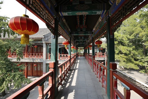 新锐超广角 佳能EF 16-35mm F4L评测