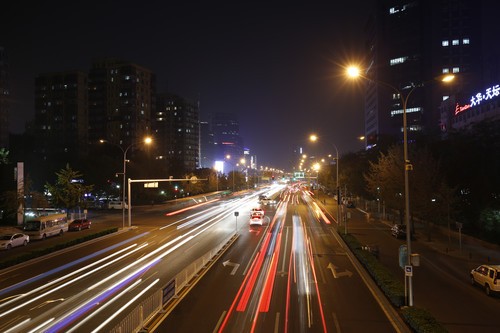 新锐超广角 佳能EF 16-35mm F4L评测