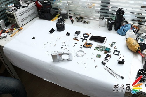 全铝机身数码心 徕卡T机身镜头拆解全纪录 全铝机身数码心 徕卡T机身镜头拆解全纪录