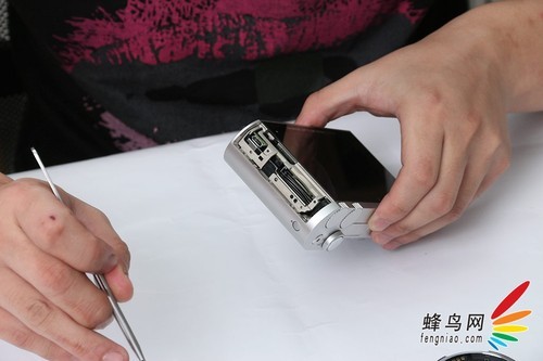 全铝机身数码心 徕卡T机身镜头拆解全纪录 全铝机身数码心 徕卡T机身镜头拆解全纪录