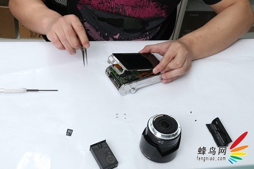 全铝机身数码心 徕卡T机身镜头拆解全纪录 全铝机身数码心 徕卡T机身镜头拆解全纪录