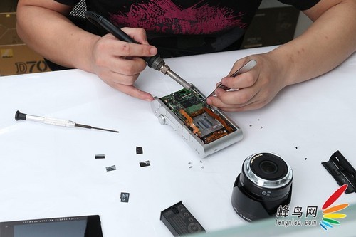 全铝机身数码心 徕卡T机身镜头拆解全纪录 全铝机身数码心 徕卡T机身镜头拆解全纪录