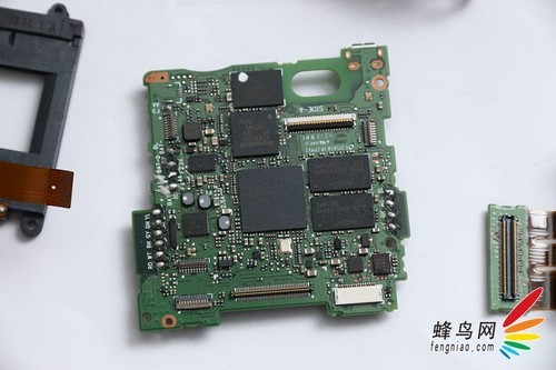 全铝机身数码心 徕卡T机身镜头拆解全纪录 全铝机身数码心 徕卡T机身镜头拆解全纪录