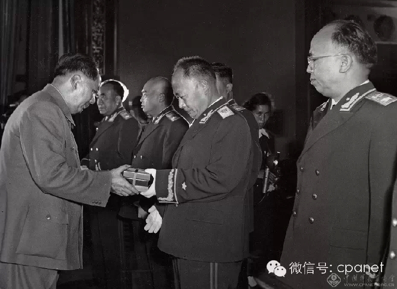 中国文联荣誉委员、中国摄协顾问吕厚民在京逝世