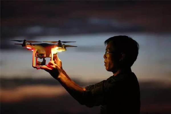 天空茶座(第2期)】对话“机长”黄孝邦