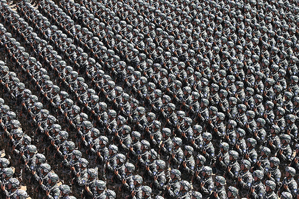 第二届强军梦大型军事摄影展在北京民族文化宫举行 第二届强军梦大型军事摄影展在北京民族文化宫举行