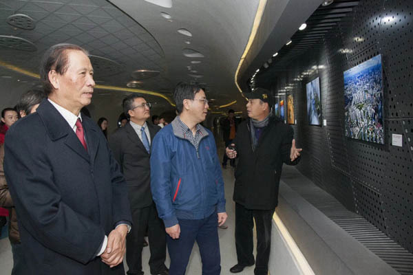 奋进新时代 ——航拍中国全国巡展在上海举办 奋进新时代 ——航拍中国全国巡展在上海举办