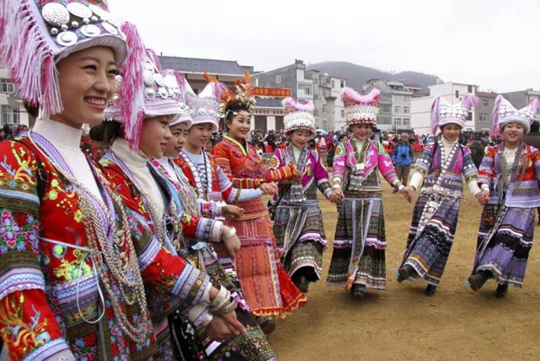 中国新闻摄影学会创作基地落户隆林 中国新闻摄影学会创作基地落户隆林