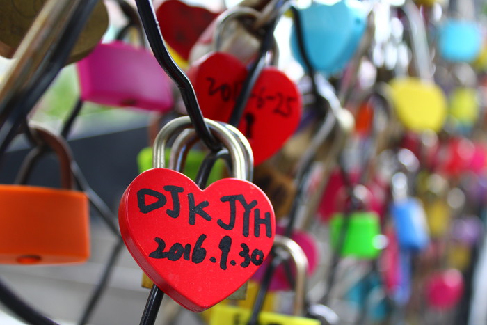 家用入门单反 佳能EOS 1500D、3000D评测