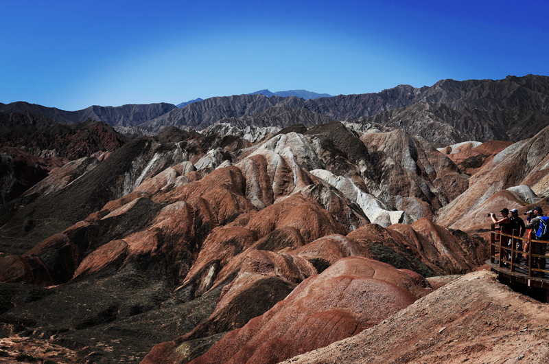 甘肃张掖：七彩丹霞美如画