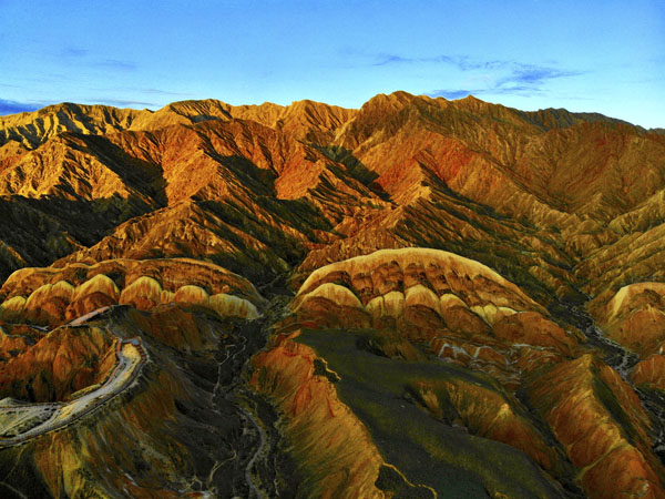 “中华之美”甘肃金张掖影像巡展在北京开幕 “中华之美”甘肃金张掖影像巡展在北京开幕