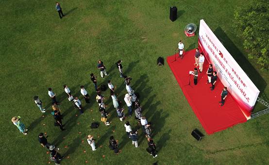 “庆祝新中国成立70周年——聚焦红色故都”全国主流媒体新闻摄影采访活动启动 “庆祝新中国成立70周年——聚焦红色故都”全国主流媒体新闻摄影采访活动启动