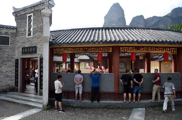 红土地上炼“四力” 长征起点悟初心 红土地上炼“四力” 长征起点悟初心