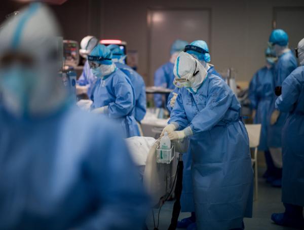 白衣战士，你的名字写满了这个春天！