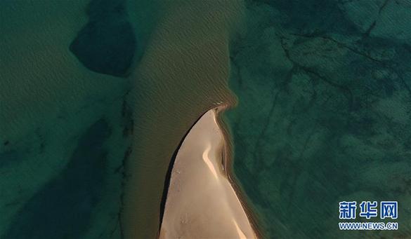 （美丽中国）（7）沙“绘”青海湖