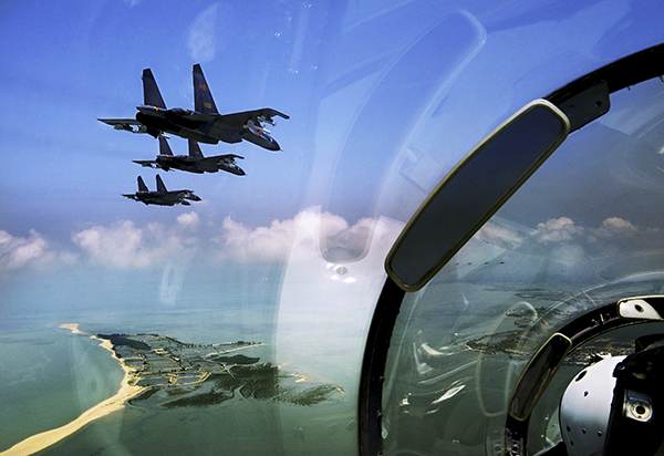 北京国际摄影周“百年奋斗 百年答卷” ——庆祝中国共产党成立100周年新闻摄影展开幕 北京国际摄影周“百年奋斗 百年答卷” ——庆祝中国共产党成立100周年新闻摄影展开幕