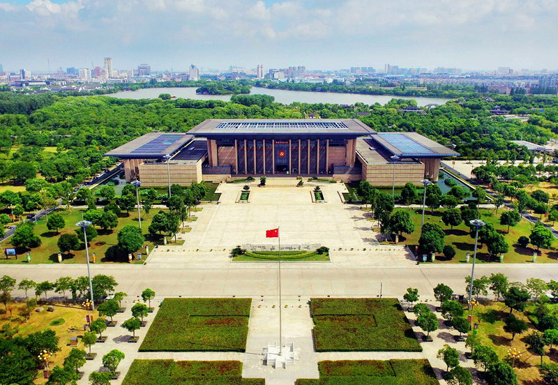 从“石库门”到“天安门”——中国革命圣地巡礼 从“石库门”到“天安门”——中国革命圣地巡礼