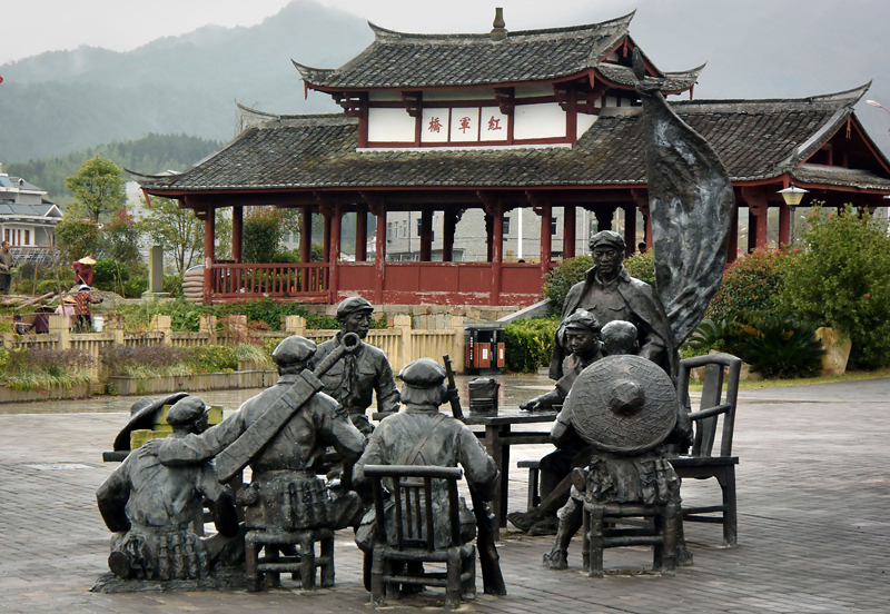 从“石库门”到“天安门”——中国革命圣地巡礼 从“石库门”到“天安门”——中国革命圣地巡礼