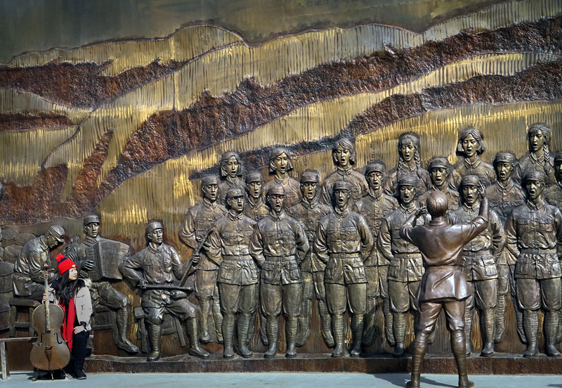 从“石库门”到“天安门”——中国革命圣地巡礼 从“石库门”到“天安门”——中国革命圣地巡礼