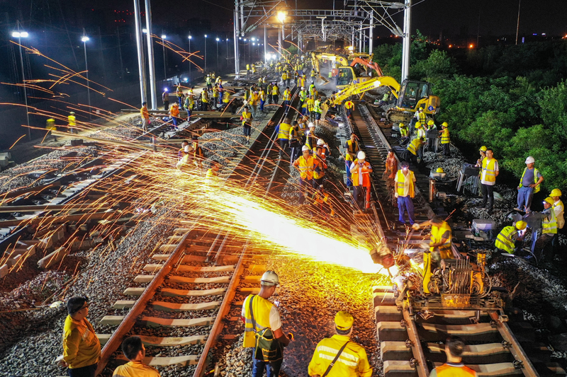 经济社会 经济社会