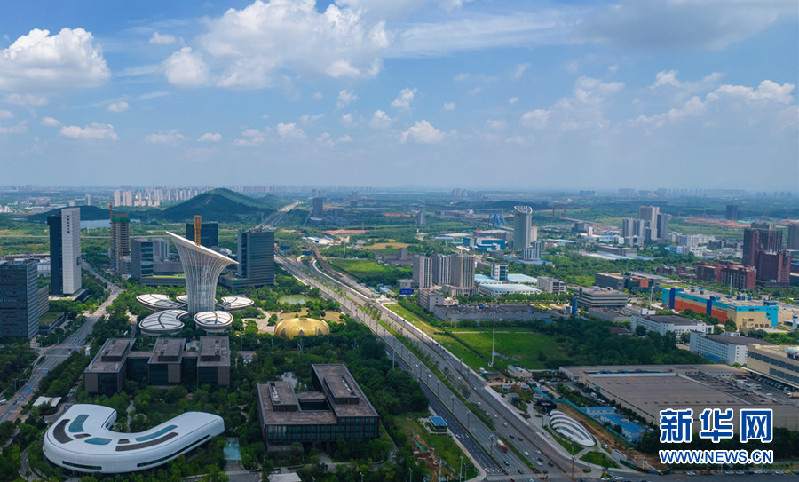 【“飞阅”中国】武汉光谷科创大走廊主轴亮相 串起万亿级产业集群 【“飞阅”中国】武汉光谷科创大走廊主轴亮相 串起万亿级产业集群