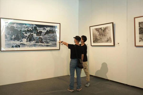 “中国摄影名家百人百幅作品收藏大展”在京举办 “中国摄影名家百人百幅作品收藏大展”在京举办