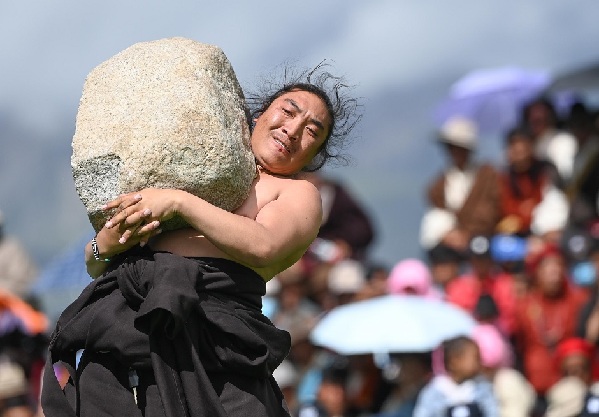 高原摄影诗人普布扎西 那人生最美好的时光 高原摄影诗人普布扎西 那人生最美好的时光