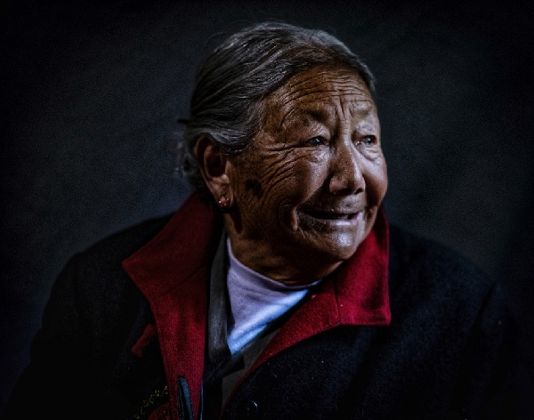 高原摄影诗人普布扎西 那人生最美好的时光 高原摄影诗人普布扎西 那人生最美好的时光