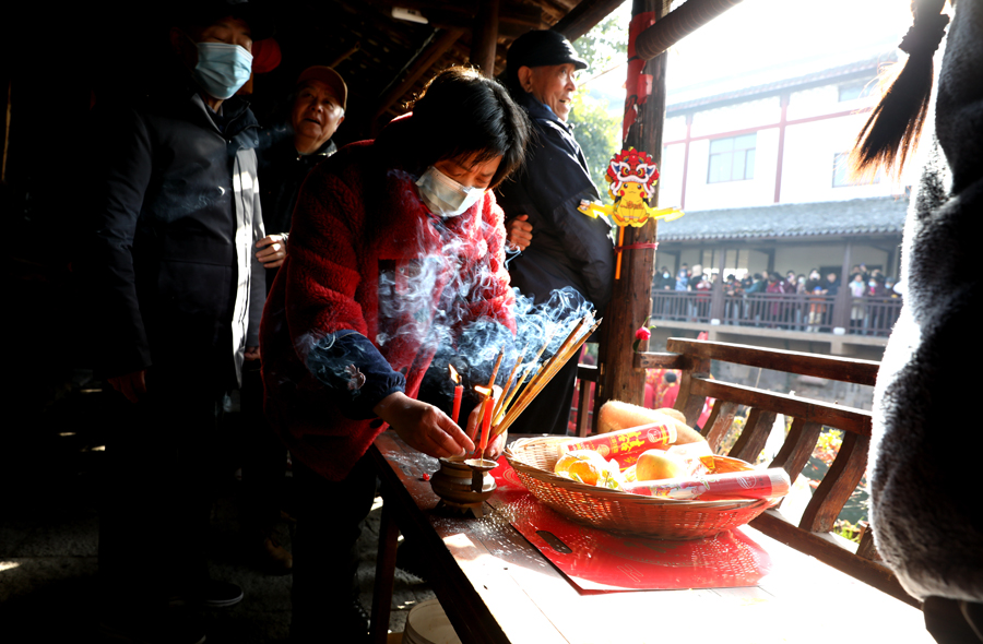 民俗文化“闹” 千年古村“活” 民俗文化“闹” 千年古村“活”