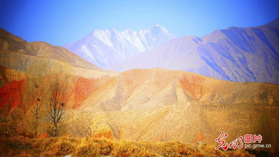 甘肃：探访祁连山——高台马营河大峡谷、小泉丹霞