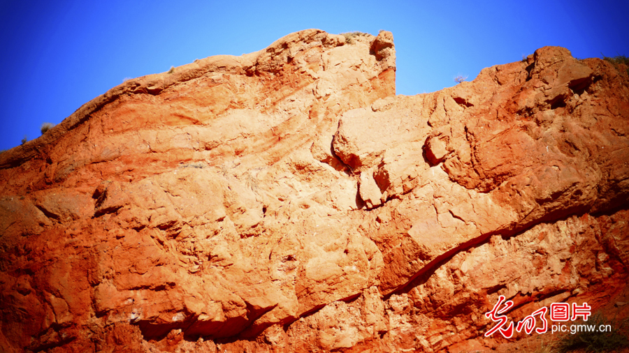 甘肃：探访祁连山——高台马营河大峡谷、小泉丹霞