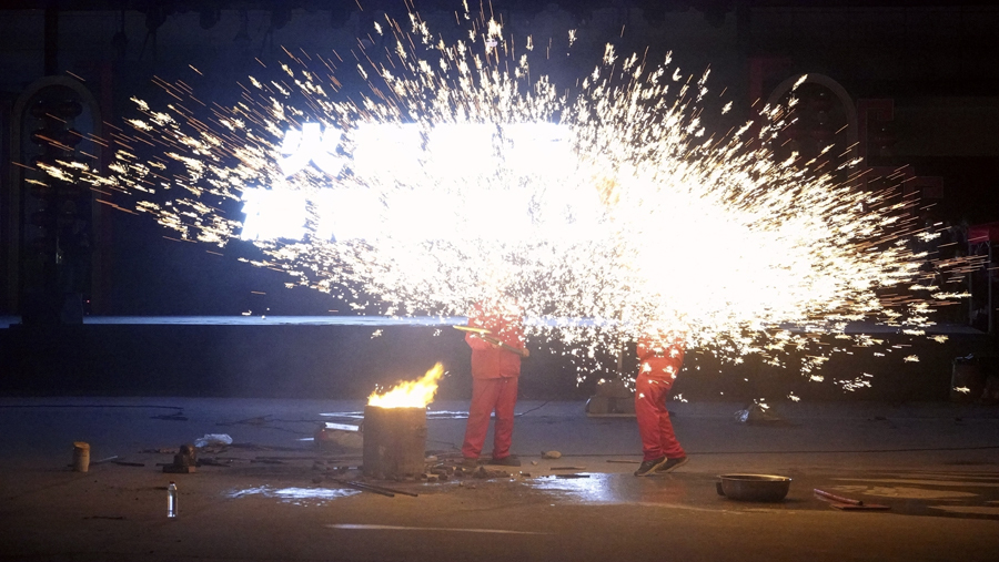 火树银花闹元宵