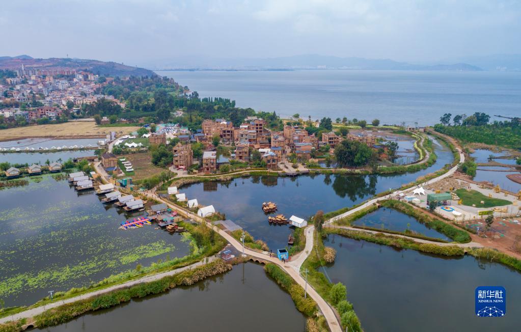 小渔村:依托滇池 生态富民