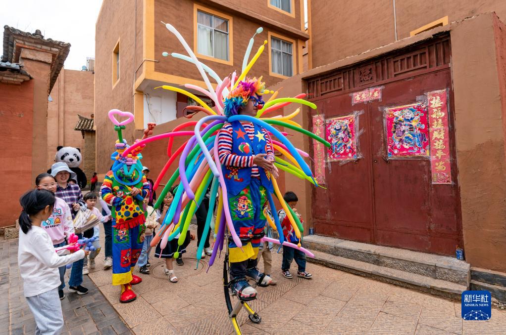 小渔村:依托滇池 生态富民