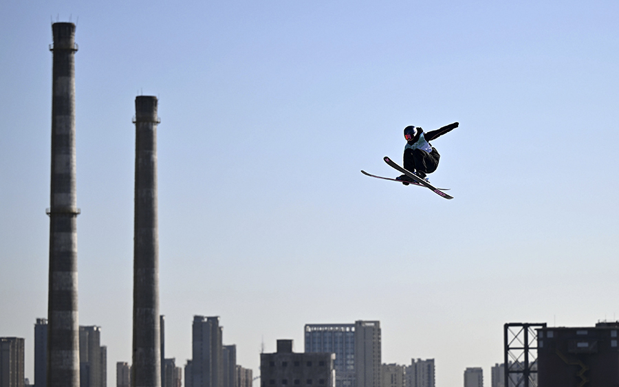 冰雪之上，我们记录下这些中国突破