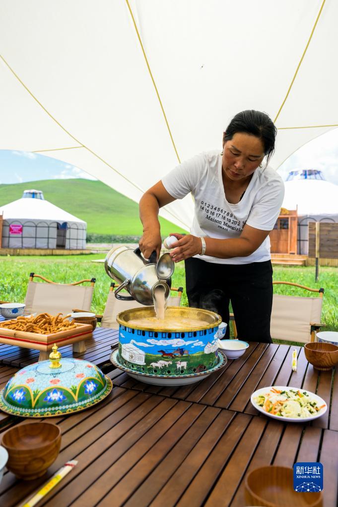 四季中国|四季牧歌:乌兰毛都草原的“夏日牧歌”