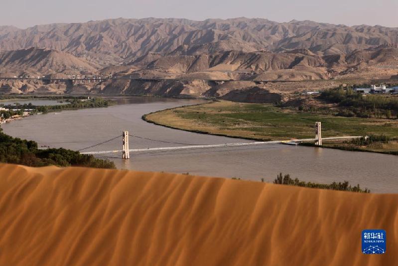 新华全媒+|沙水交融 魅力沙坡头