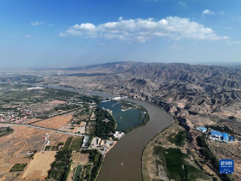 新华全媒+|沙水交融 魅力沙坡头