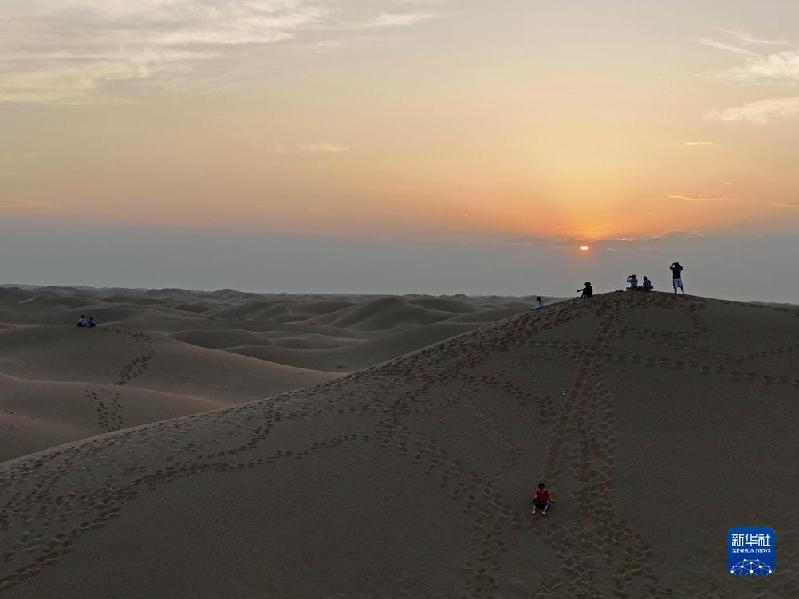 新华全媒+|沙水交融 魅力沙坡头