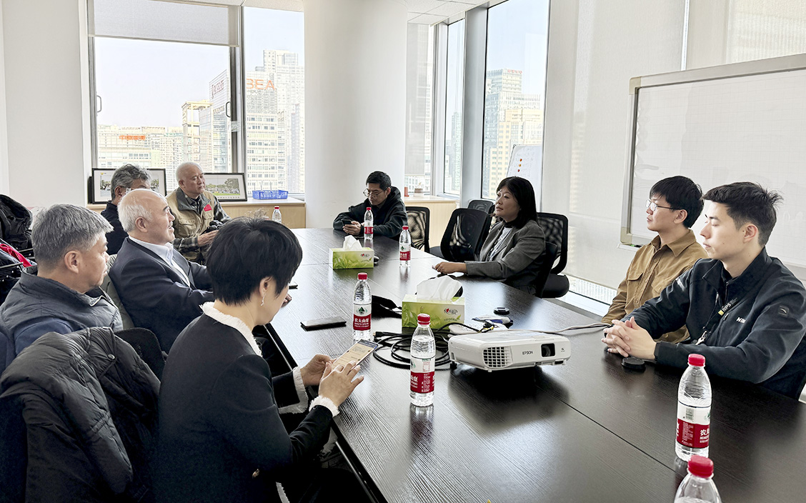 学会在京领导春节前拜访三家摄影器材商 学会在京领导春节前拜访三家摄影器材商