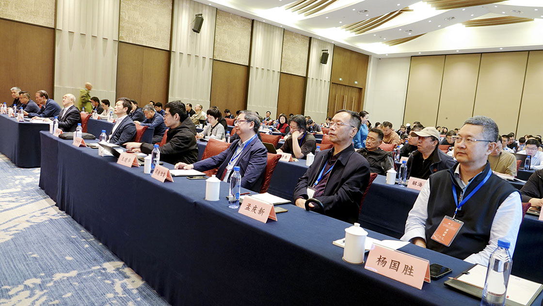 “奋楫笃行，努力开创新时代新闻摄影的新局面研讨会”在浙江嘉兴举行