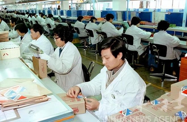 前新华社摄影记者杨溥涛去世，他拍下鲁迅迁葬虹口公园的画面