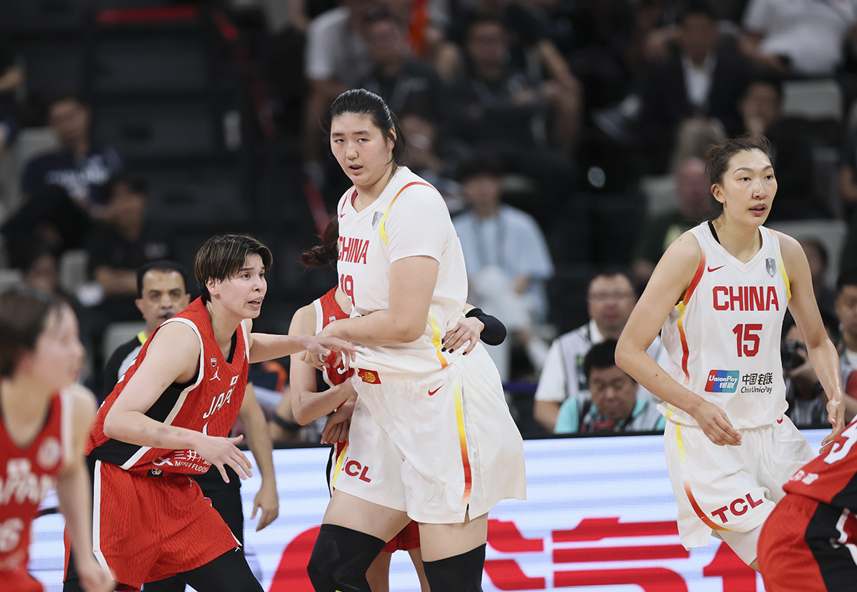 女篮亚洲杯｜中国女篮不敌日本队止步亚洲杯半决赛