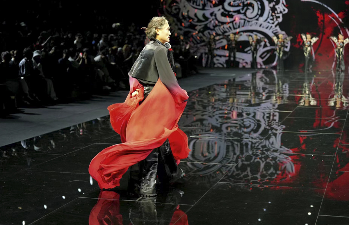 北京时装周：光影与艺术交融的盛宴