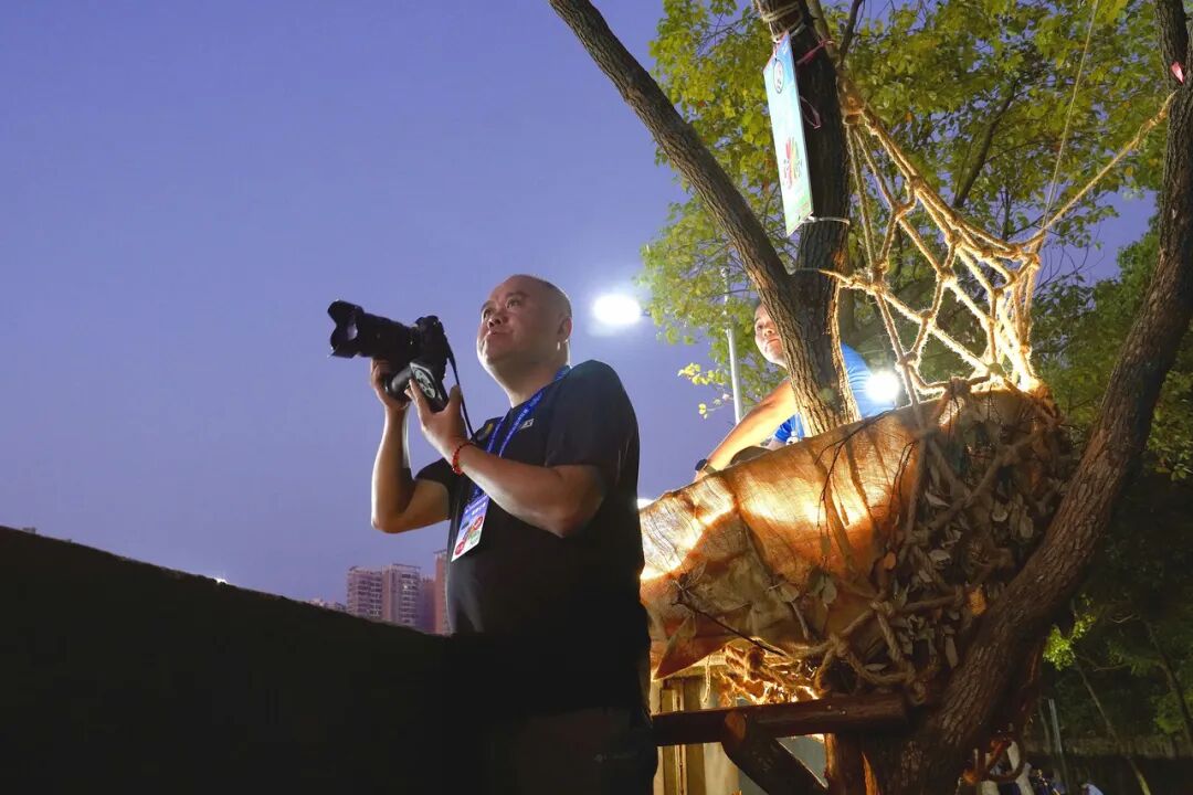 我是记者·我在现?。と巳毡ㄊ泳跏悠挡?025记者节特别策划